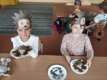 e82542fb-6eba-4383-8370-a25393b85d5a