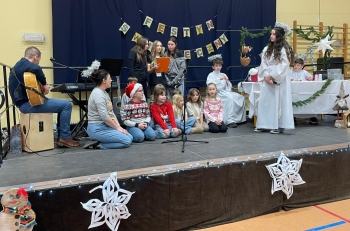 cae69bd4-cd05-45fe-a3e5-a7cecb96ce88