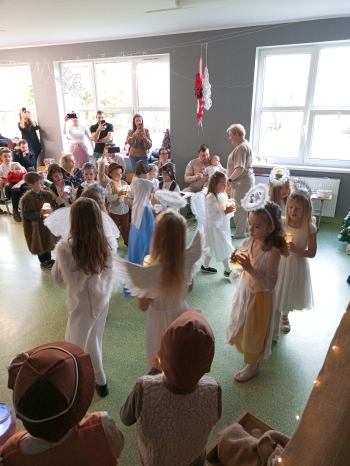 9adb768a-98b0-4b74-9a44-593d55b552d1