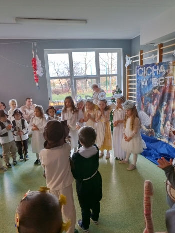 f3309dec-dfc6-4fb0-80f1-0276b3676ad2