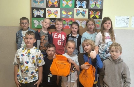 Udział klasy 2a w konkursie plastycznym z okazji 80-lecia OSP Tuchomie